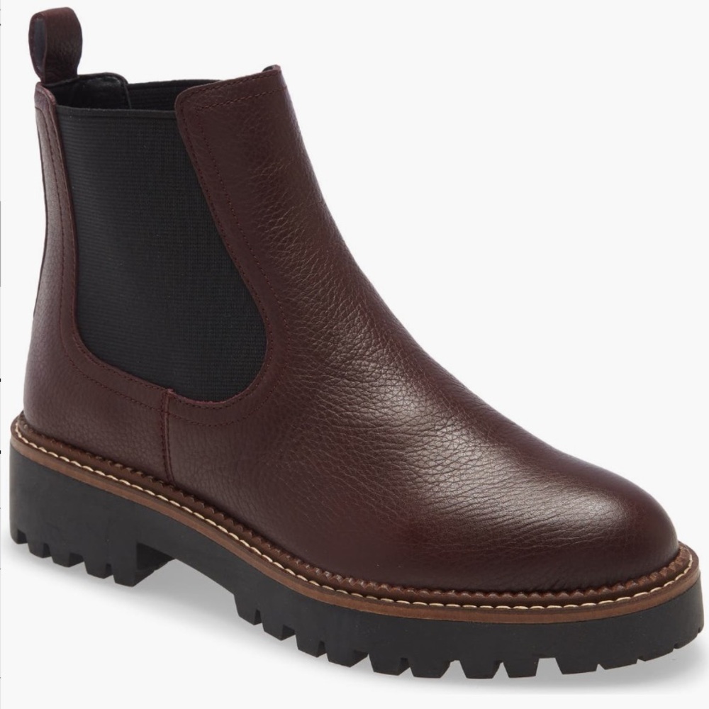 Caslon Chelsea boots